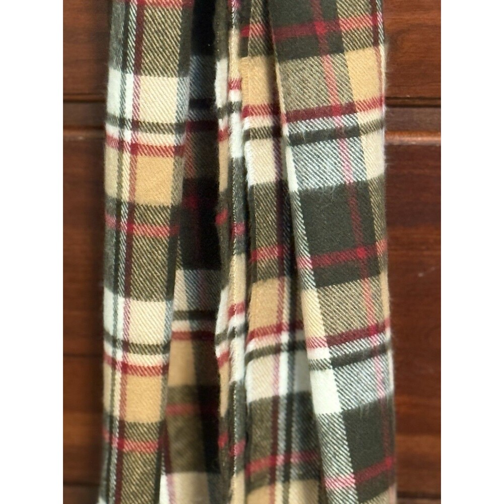 100% Cashmere Scarf Made in Scotland Classic Heritage Plaid -Amazing Condition - Picture 8 of 16